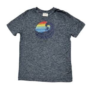 HANNA ANDERSSON Sporty Rainbow Surfer Short Sleeve Blue Tee Size 6-7 120 *READ*